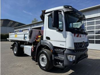 Camión volquete MERCEDES-BENZ Arocs 1832