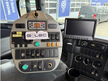 Barredora vial Scania P230 Kehrmaschine Johnston VT605- 6 M³: foto 4 Barredora vial Scania P230 Kehrmaschine Johnston VT605- 6 M³: foto 4