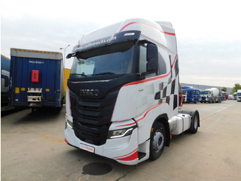 Cabeza tractora IVECO