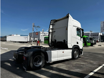 Arrendamiento de Scania R 450 Scania R 450: foto 3