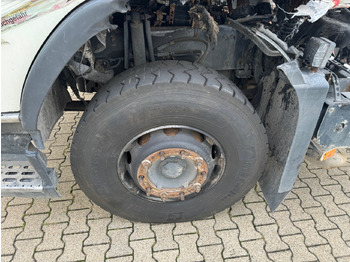 Camión volquete FM 380 6x4 R mit Brandschaden FM 380 6x4 R mit Brandschaden: foto 4 Camión volquete FM 380 6x4 R mit Brandschaden FM 380 6x4 R mit Brandschaden: foto 4