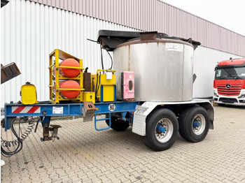 Cisterna de riego asfáltico