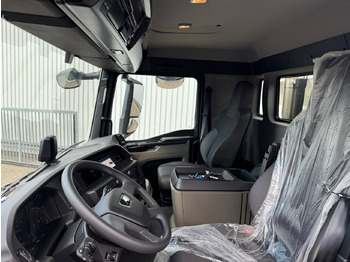 Camión multibasculante nuevo MAN TGS 41.440/480 8x4 BB TGS 41.440/480 8x4 BB: foto 3 Camión multibasculante nuevo MAN TGS 41.440/480 8x4 BB TGS 41.440/480 8x4 BB: foto 3