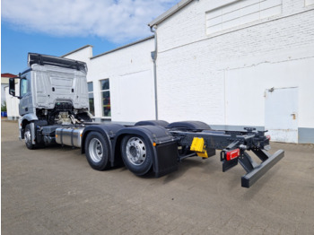 Camión chasis nuevo Mercedes-Benz Actros 2553 LL 6x2 Actros 2553 LL 6x2, Retarder, Liftachse, MultimediaCockpit, LED, Navi: foto 5