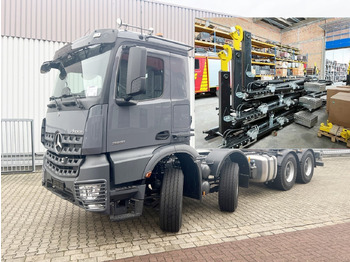 Camión multibasculante MERCEDES-BENZ Arocs 3251