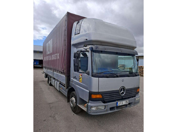 Camión lona MERCEDES-BENZ Atego 818