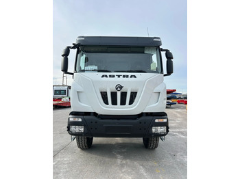 Camión chasis IVECO Astra