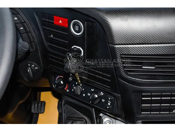 Camión chasis Iveco T-WAY AD380T47H 6x4 R24 Tyres Chassis - Barcelona Stock: foto 5