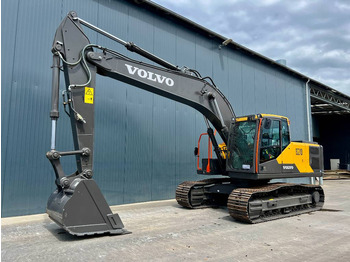 Excavadora de cadenas VOLVO EC210