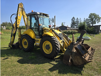 Retroexcavadora NEW HOLLAND