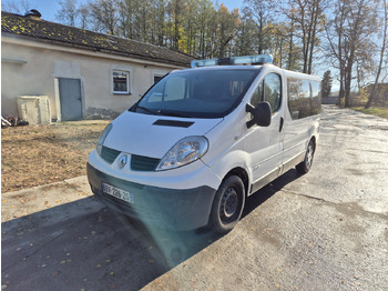 Ambulancia RENAULT Trafic 2.0 dCi 115 KM: foto 3