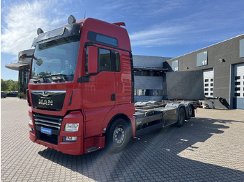 Camión portacontenedore/ Intercambiable MAN TGX 26.500