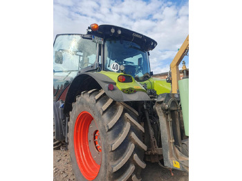 Tractor CLAAS Axion 810: foto 2