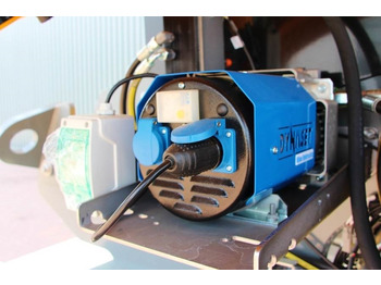 Plataforma telescopica Haulotte HT28RTJ Pro Diesel, 4x4 Drive, 27.9 m Working Heig: foto 5