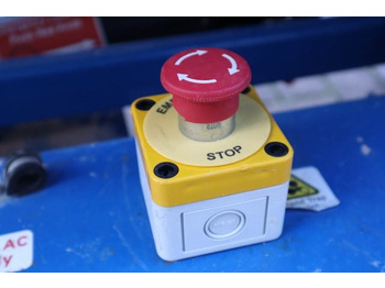 Plataforma articulada JLG Power Tower Electric, 5.10m Working Height, 250kg: foto 3 Plataforma articulada JLG Power Tower Electric, 5.10m Working Height, 250kg: foto 3