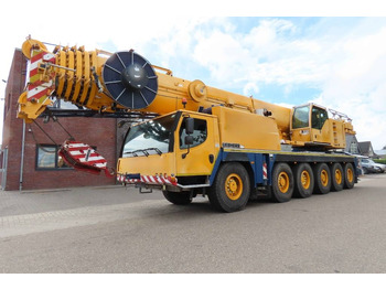 Grúa todo terreno LIEBHERR