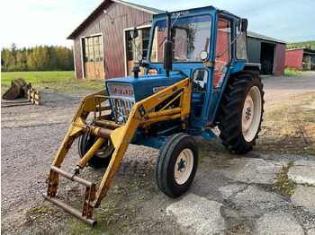 Tractor FORD