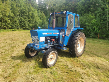 Tractor FORD
