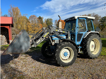 Tractor FORD