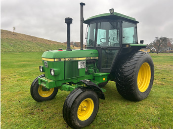 Tractor JOHN DEERE 1640