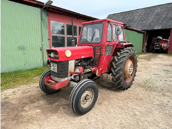 Tractor MASSEY FERGUSON 100 series