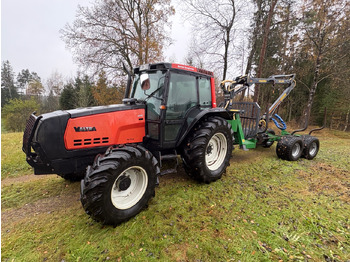 Tractor VALTRA 6200