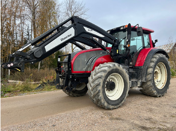 Tractor VALTRA T202