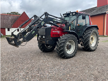 Tractor VALTRA 8000