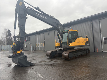 Excavadora VOLVO EC210CL