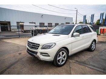 Berlina MERCEDES-BENZ