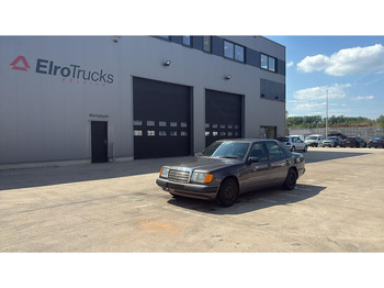 Berlina MERCEDES-BENZ