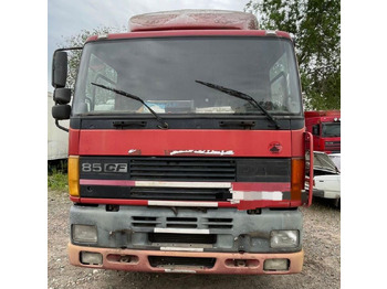Cabeza tractora DAF CF 85
