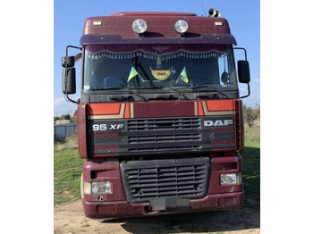 Cabeza tractora DAF XF 95