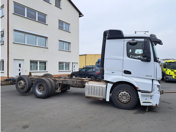Camión chasis MERCEDES-BENZ Actros 2545
