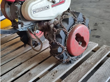 Vehículo municipal Tielbürger Schneeschieber mit Honda-Motor: foto 3 Vehículo municipal Tielbürger Schneeschieber mit Honda-Motor: foto 3