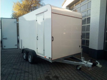 Remolque caja cerrada