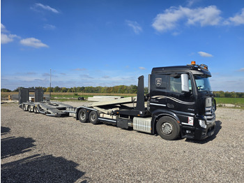 Camión portavehículos MERCEDES-BENZ