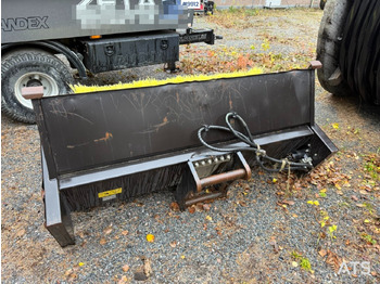 Barredora cucharón Sweeper Engcon SOP-SR1800-S60: foto 2 Barredora cucharón Sweeper Engcon SOP-SR1800-S60: foto 2