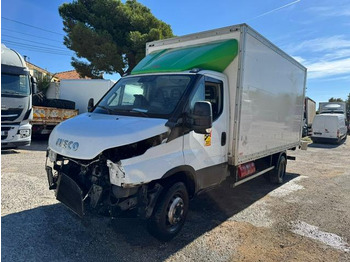 Furgoneta caja cerrada IVECO