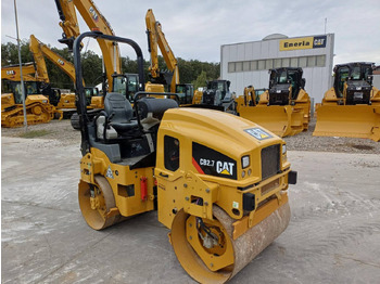 Apisonadora de asfalto CAT CB2.7LRC: foto 2 Apisonadora de asfalto CAT CB2.7LRC: foto 2
