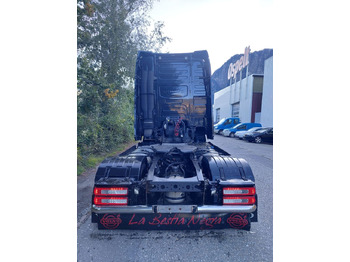 Arrendamiento de  Volvo FH16-650 4x2, Euro 6, VEB, airbrush Volvo FH16-650 4x2, Euro 6, VEB, airbrush: foto 5