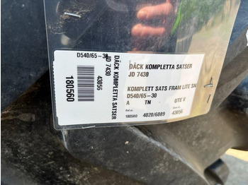 Neumático para Maquinaria agrícola Michelin 540/65R30 till John Deere 7430: foto 2