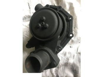Bomba de refrigerante JOHN DEERE