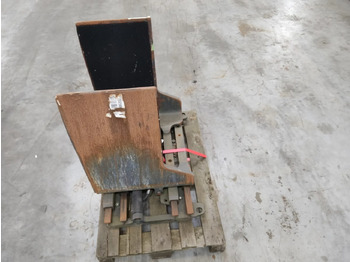 Implemento para Equipo de manutención Kaup 1.5T403: foto 3 Implemento para Equipo de manutención Kaup 1.5T403: foto 3