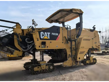 Fresadora en frío 2016 CATERPILLAR PM-200: foto 3