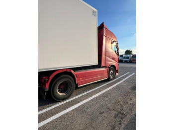 Cabeza tractora Volvo FH 460: foto 5