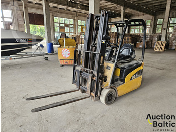Carretilla elevadora eléctrica CATERPILLAR EP16