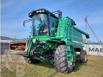 Cosechadora de granos para transporte de alimentos John Deere T 660 i: foto 1
