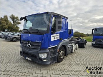 Camión chasis MERCEDES-BENZ Actros 1843