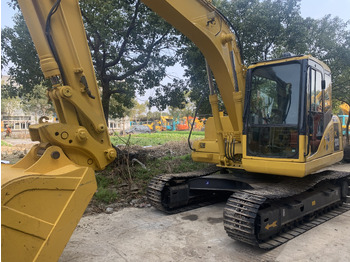 Excavadora de cadenas KOMATSU PC130-7